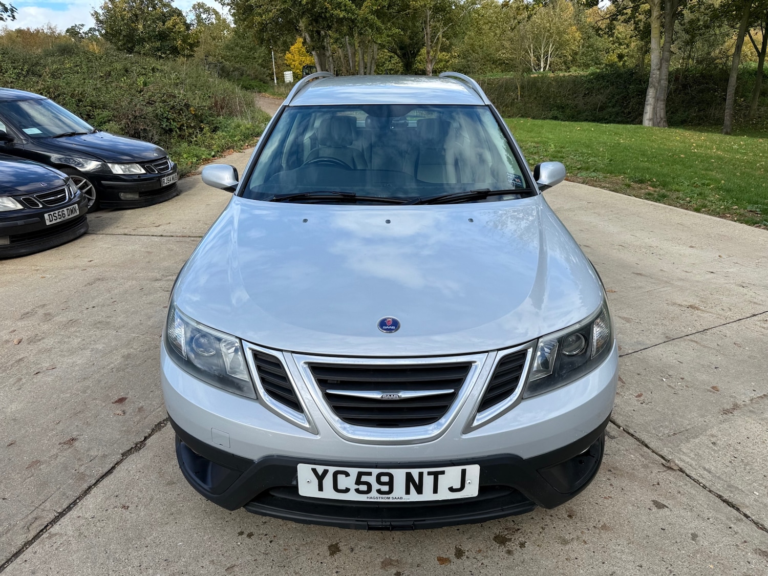 Used Saab 9-3 2009 for sale - 76339323: Photo 2