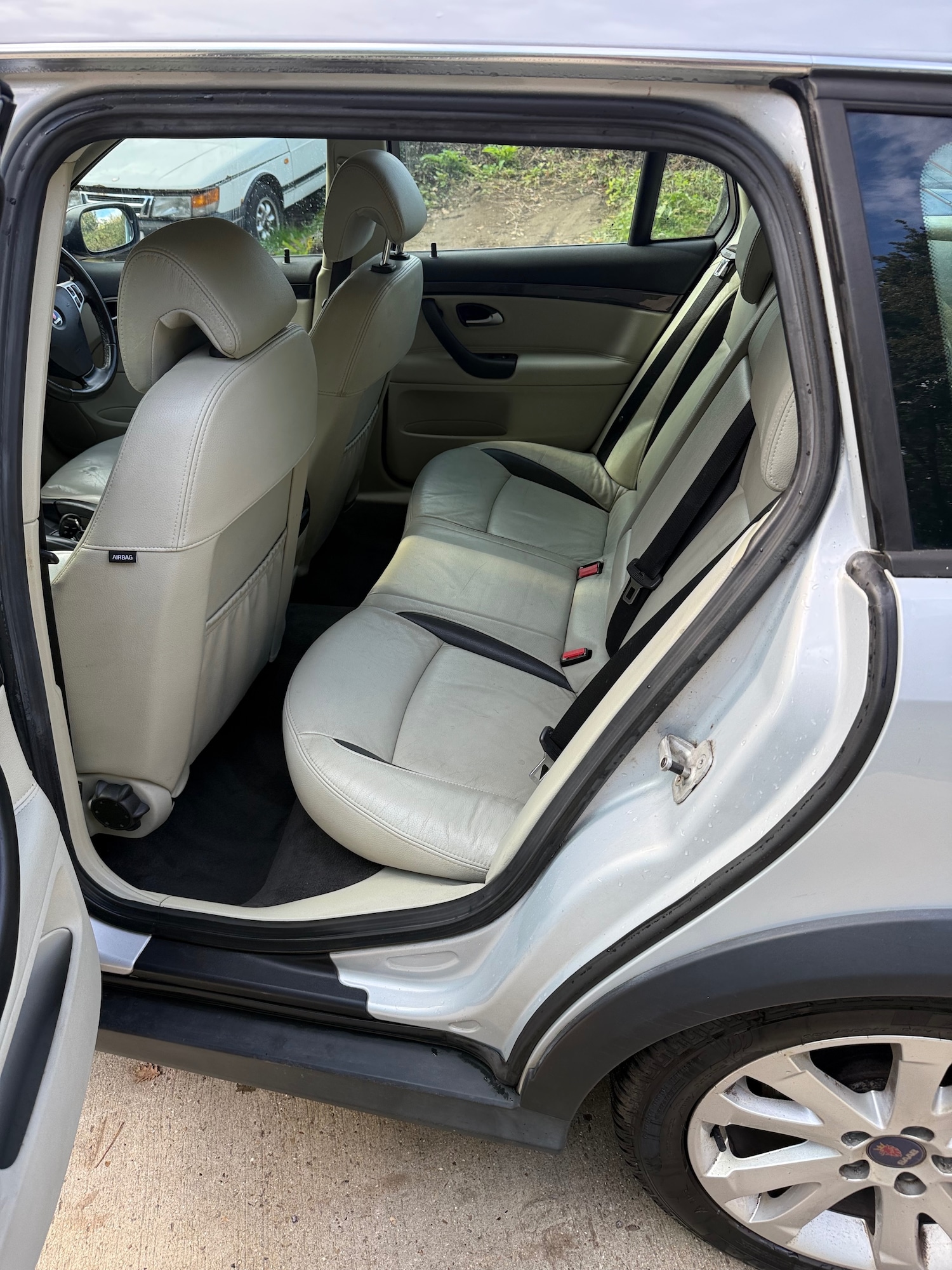 Used Saab 9-3 2009 for sale - 76339323: Photo 26