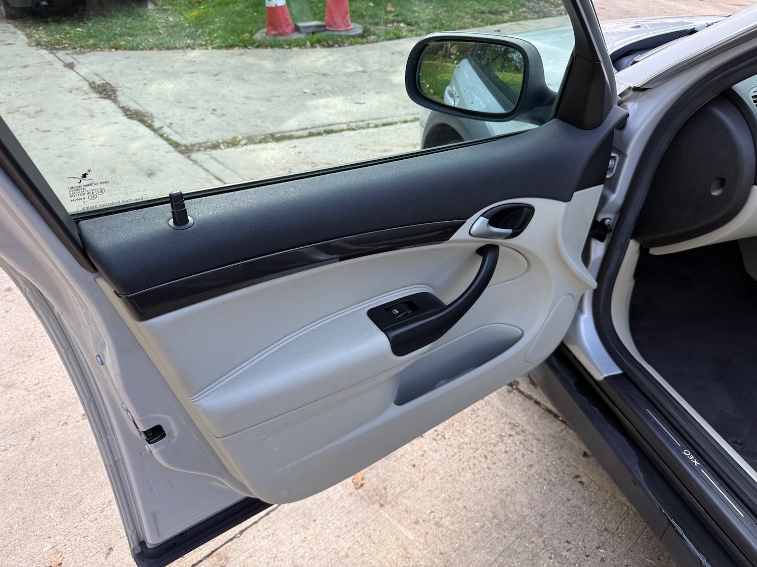 Used Saab 9-3 2009 for sale - 76339323: Photo 29