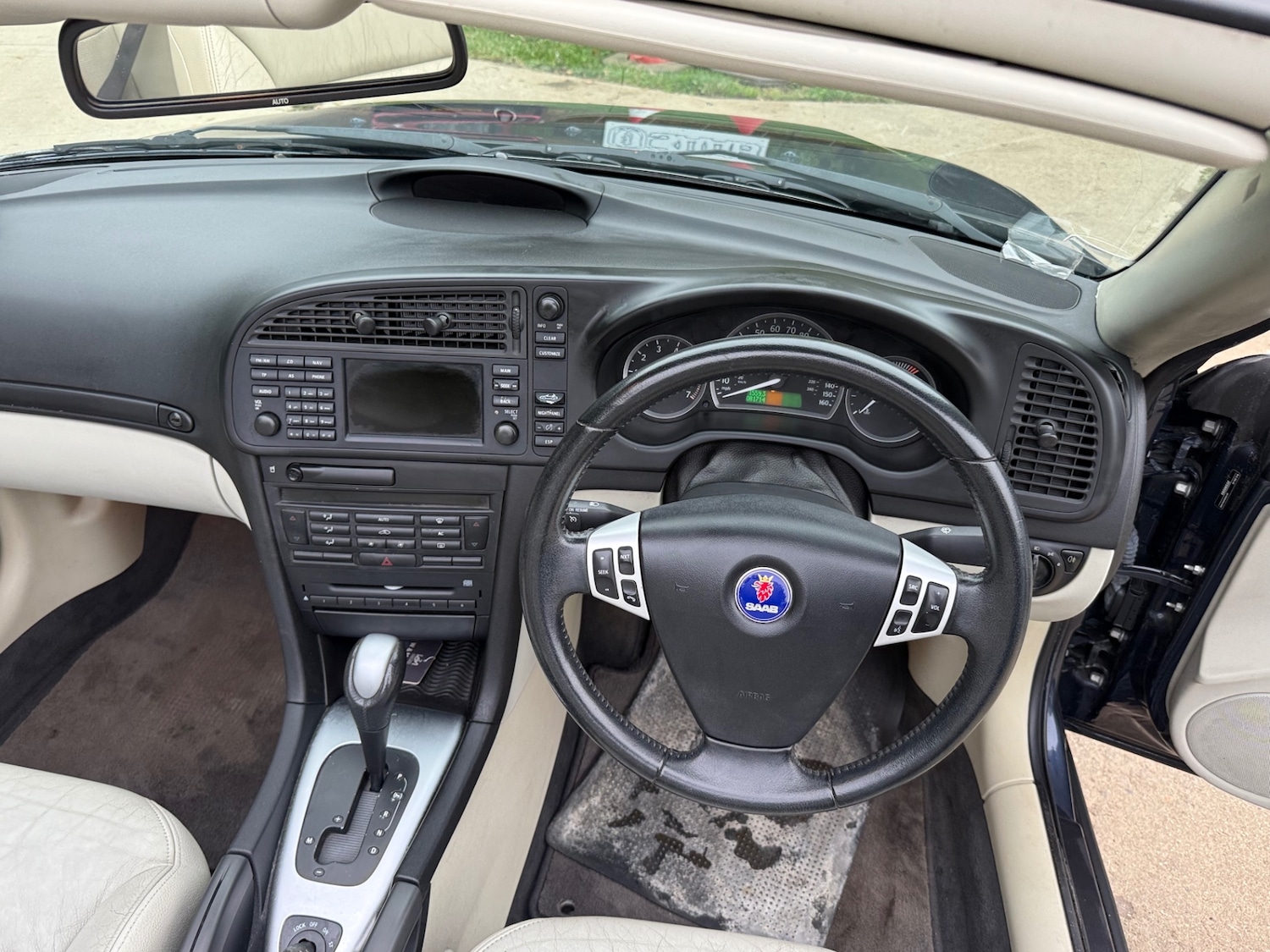 Used Saab 9-3 2004 for sale - 76268692: Photo 10