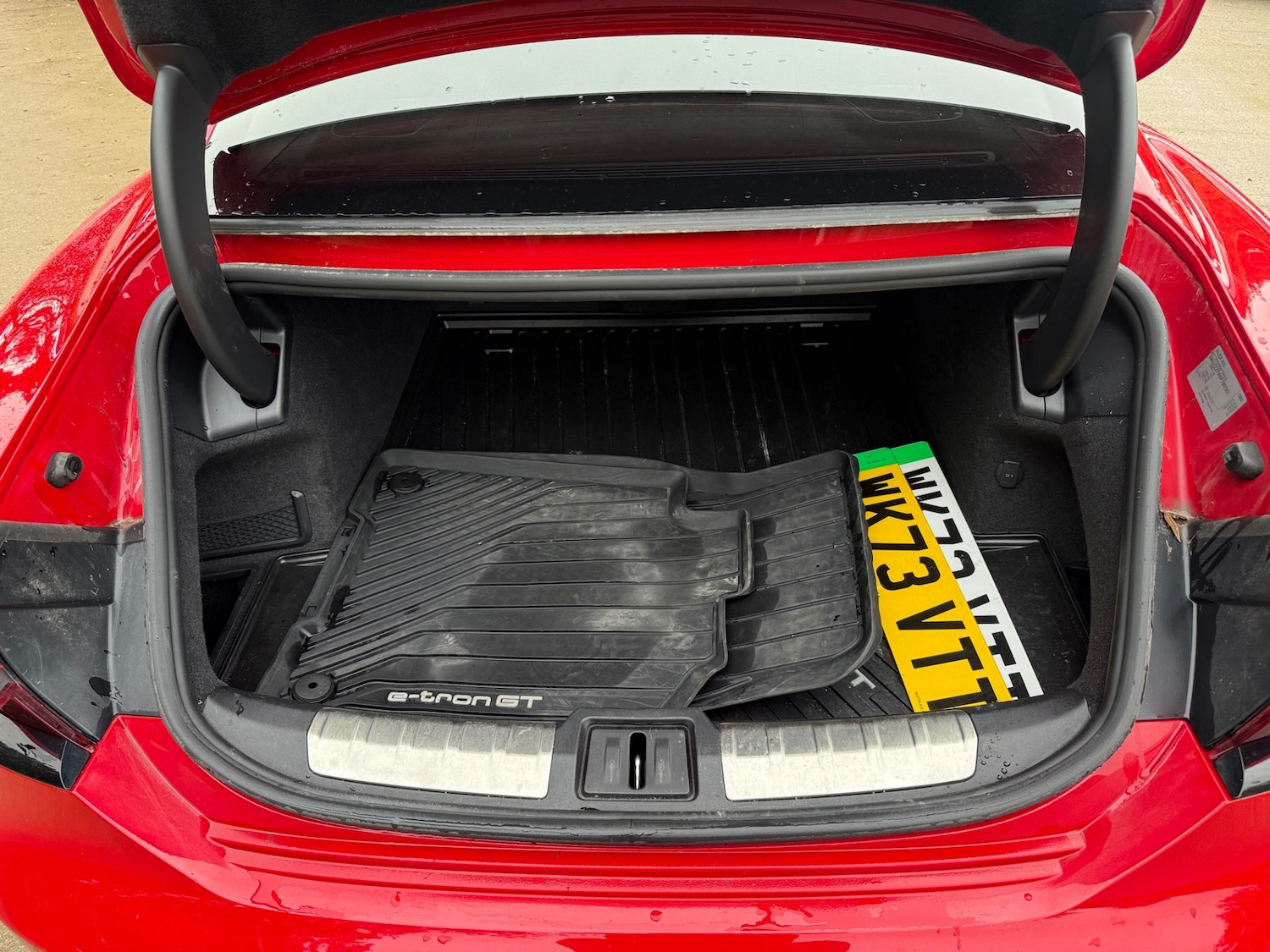 Used Audi RS e-tron GT 2023 for sale - 76268696: Photo 14