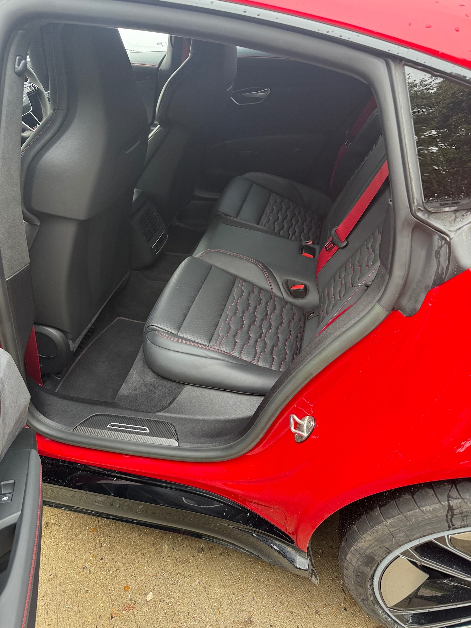 Used Audi RS e-tron GT 2023 for sale - 76268696: Photo 24