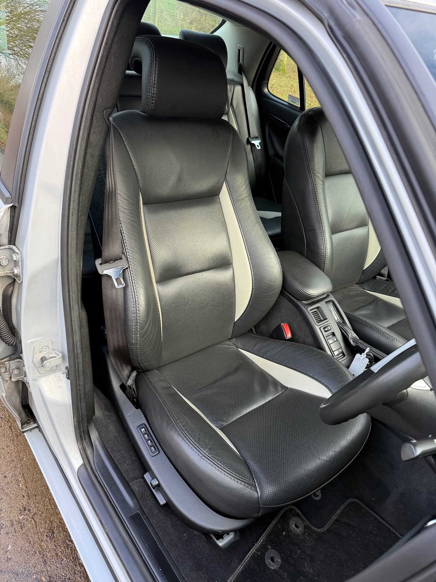 Used Saab 9-5 2009 for sale - 77398873: Photo 10