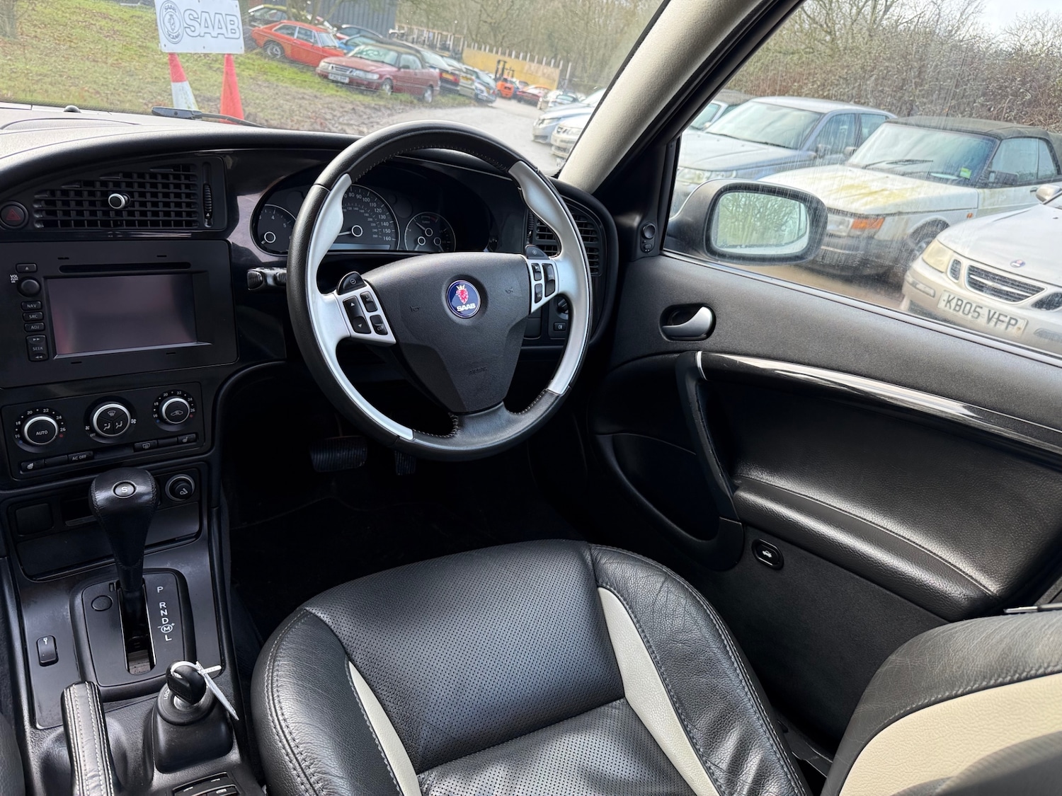 Used Saab 9-5 2009 for sale - 77398873: Photo 23