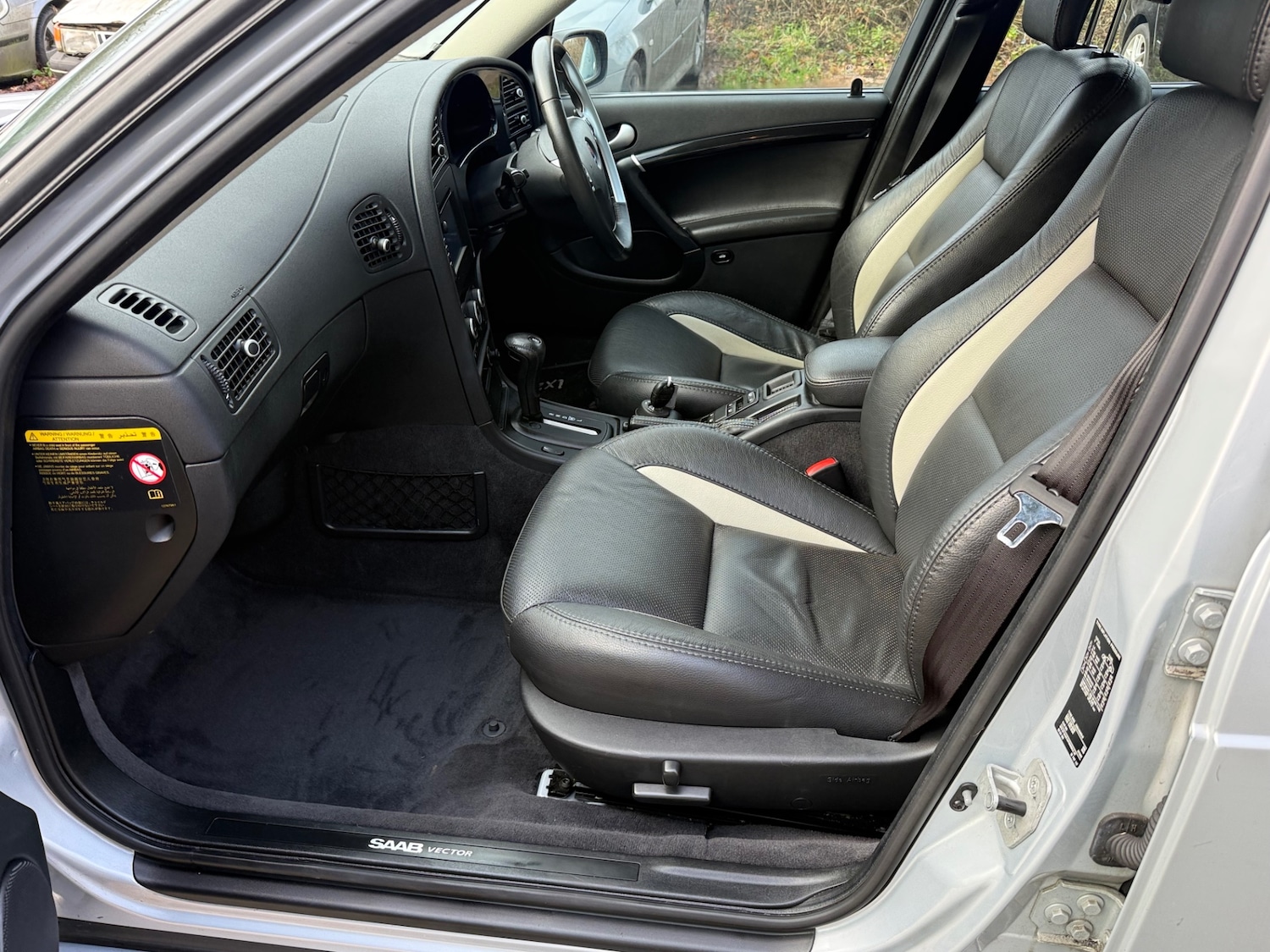 Used Saab 9-5 2009 for sale - 77398873: Photo 31