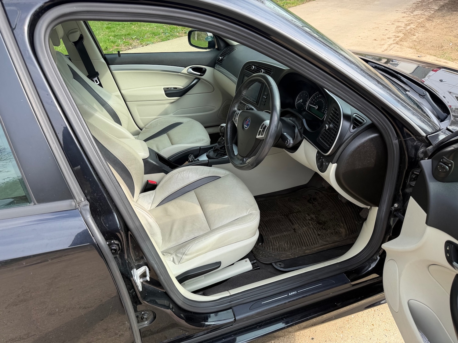 Used Saab 9-3 2008 for sale - 77992023: Photo 9