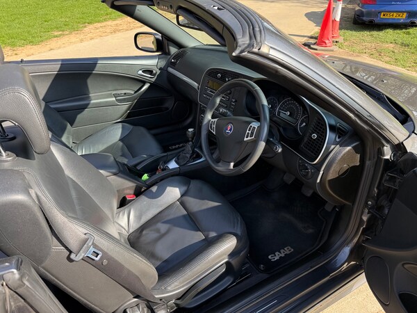 Used Saab 9-3 2010 for sale - 74415798: Photo 11