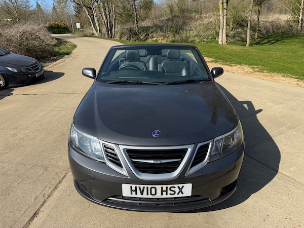 Used Saab 9-3 2010 for sale - 74415798: Photo 2