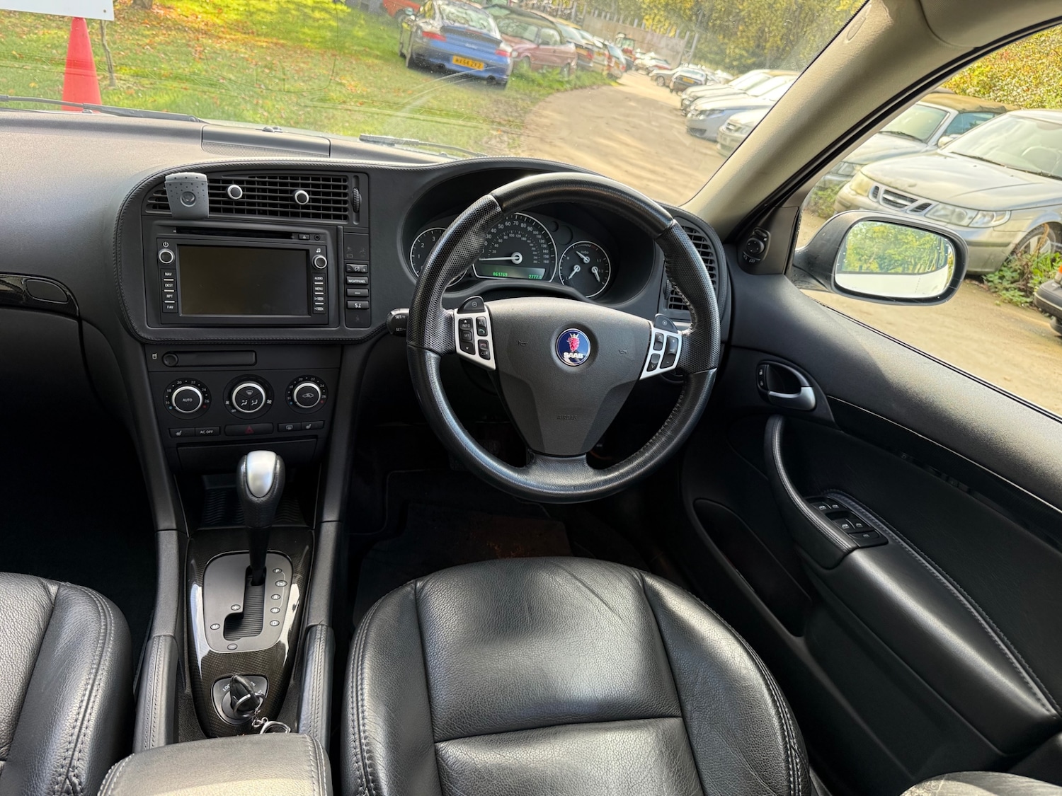 Used Saab 9-3 2010 for sale - 76924729: Photo 11