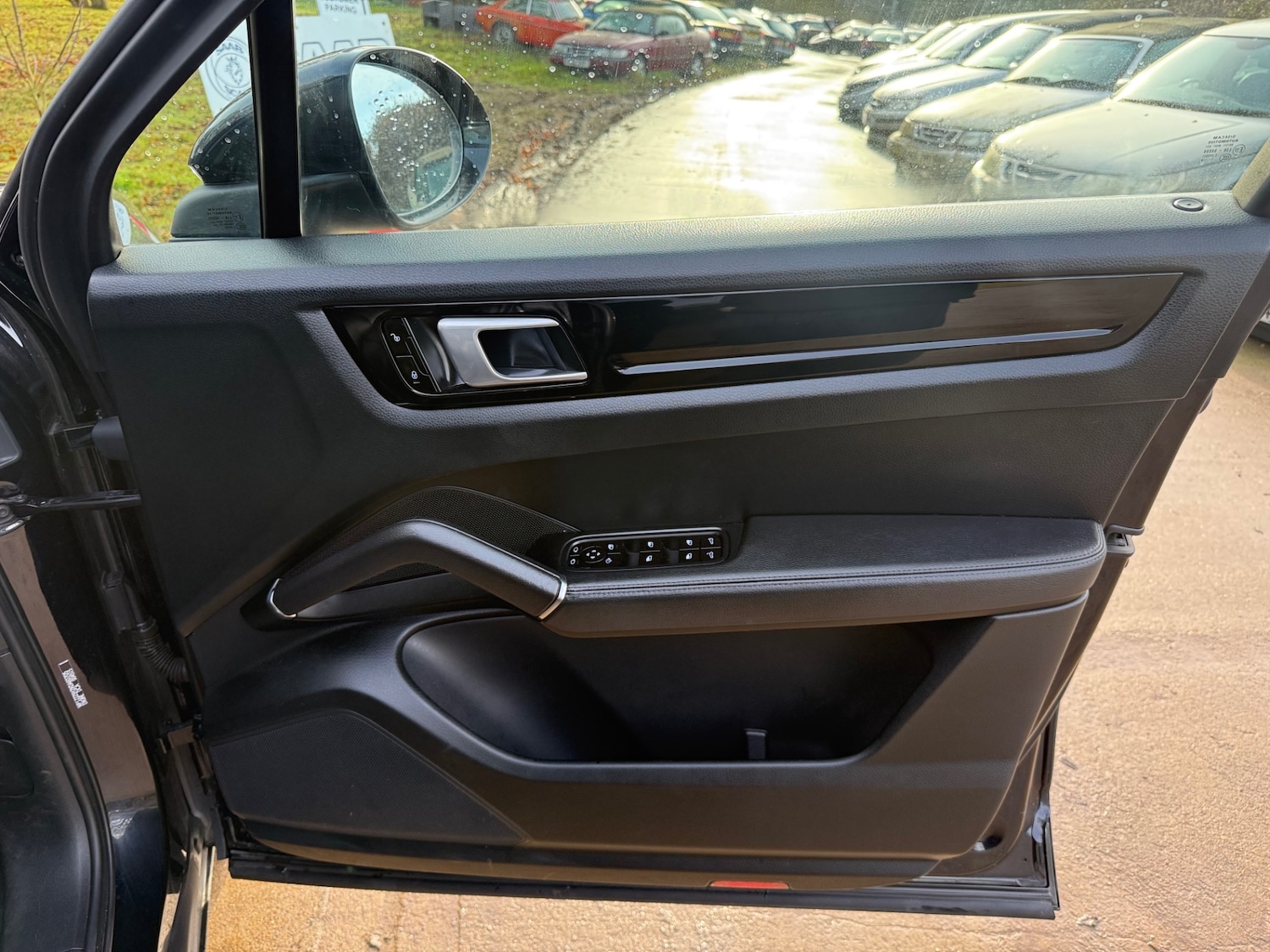 Used Porsche Cayenne 2018 for sale - 77352153: Photo 20