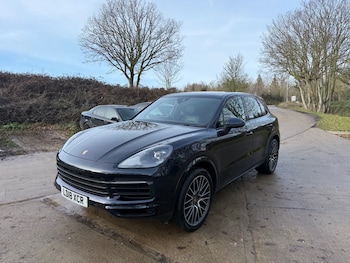 Used Porsche Cayenne 2018 for sale - 77352153: Photo