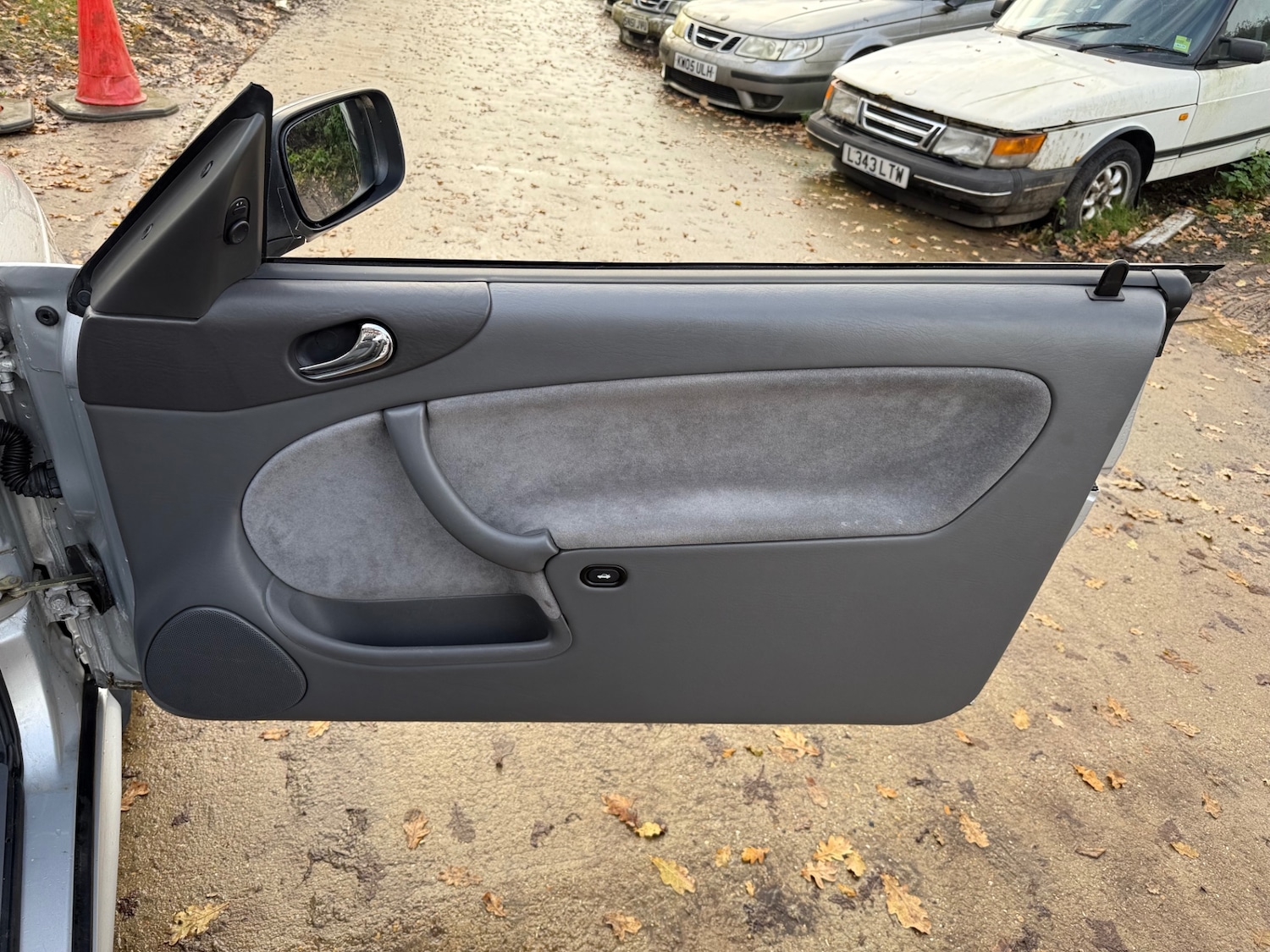 Used Saab 9-3 2000 for sale - 76924704: Photo 31