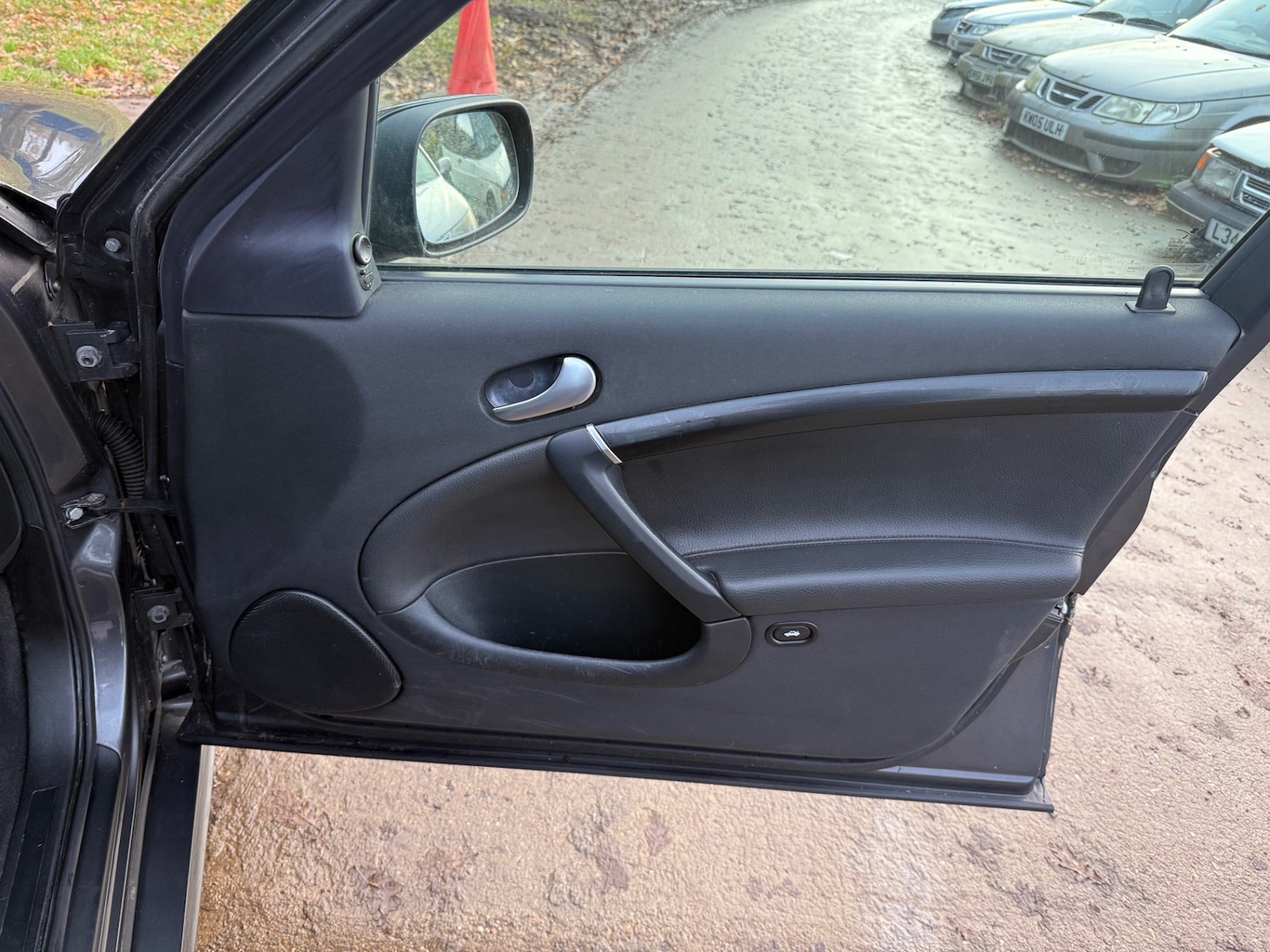 Used Saab 9-5 2009 for sale - 76924710: Photo 11