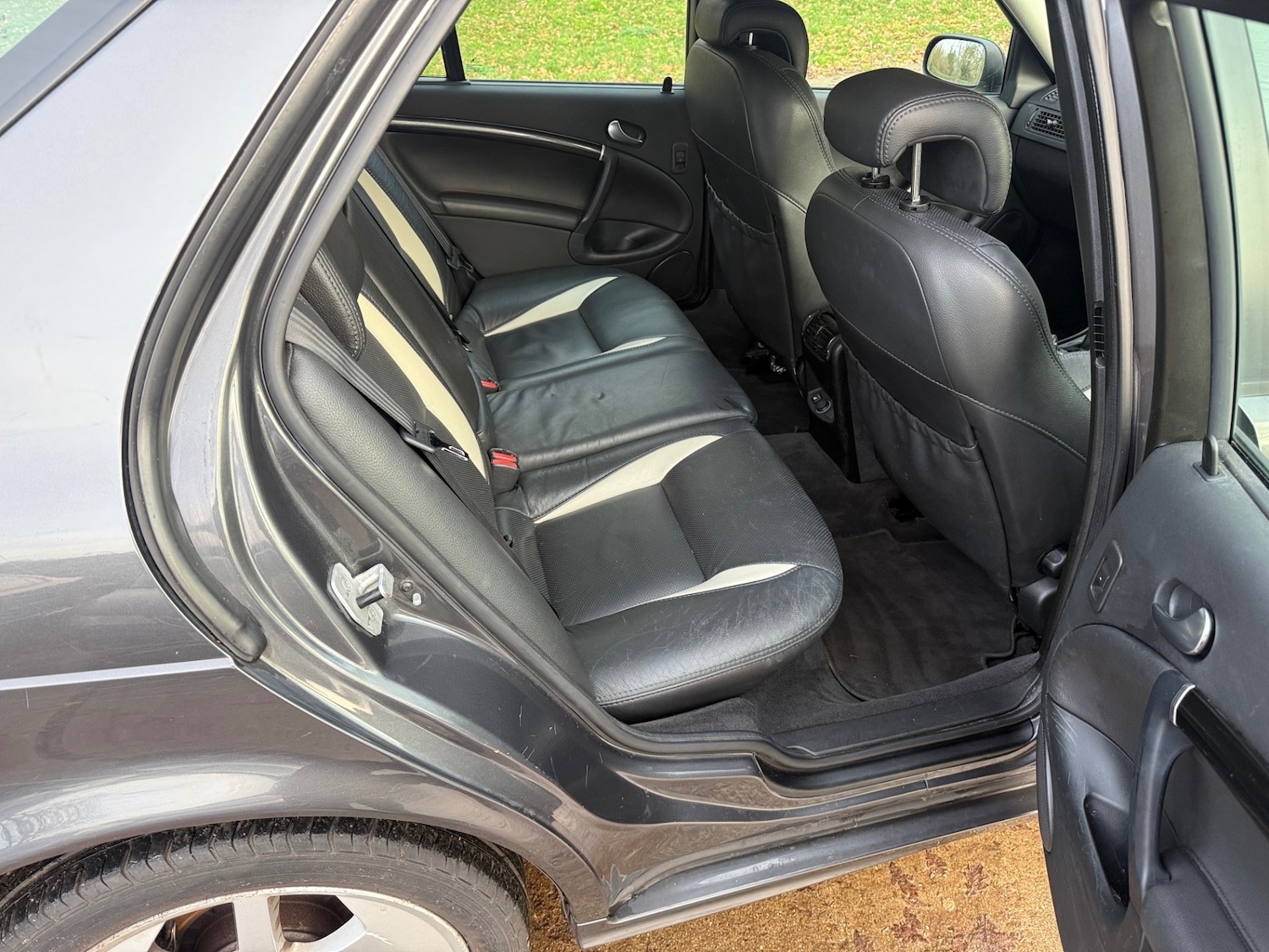 Used Saab 9-5 2009 for sale - 76924710: Photo 12