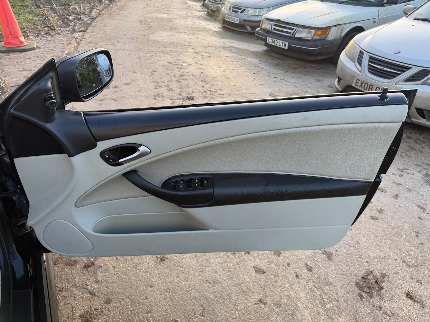 Used Saab 9-3 2005 for sale - 77014937: Photo 22