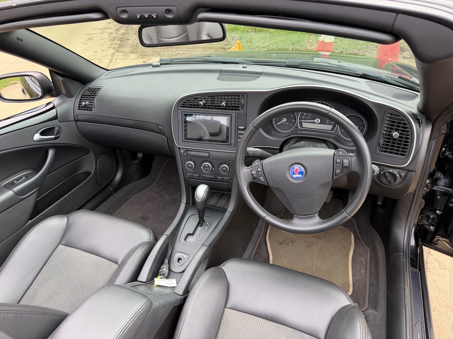 Used Saab 9-3 2009 for sale - 77902037: Photo 12