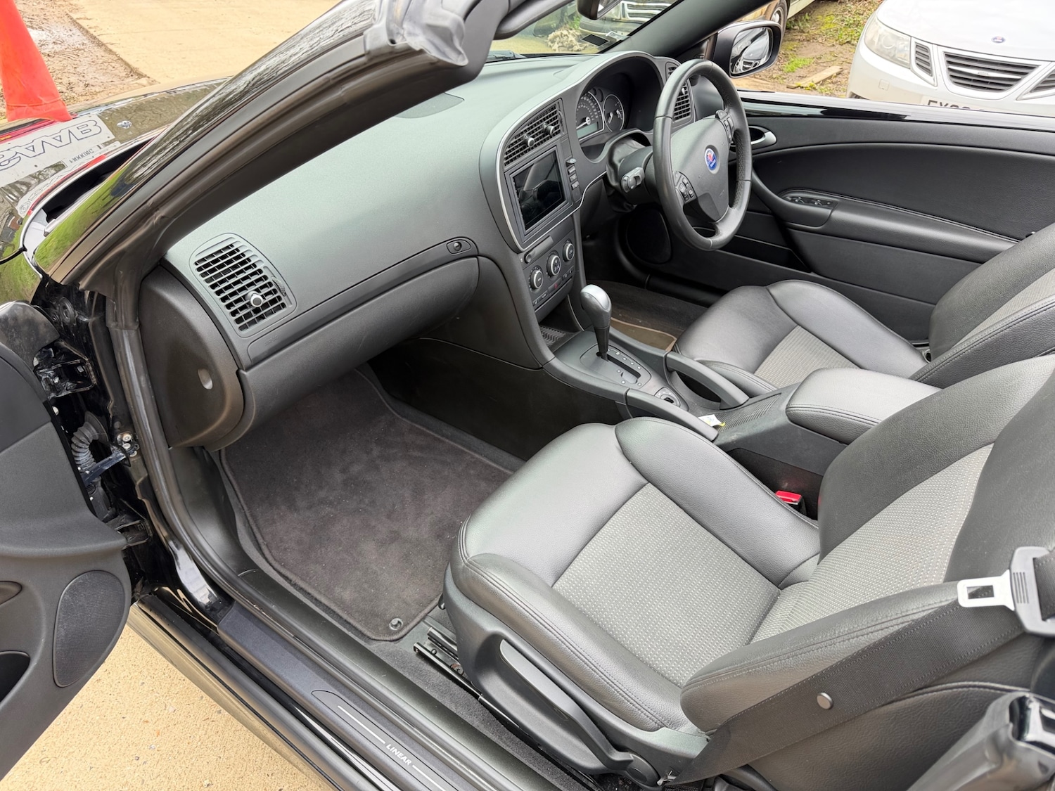 Used Saab 9-3 2009 for sale - 77902037: Photo 16