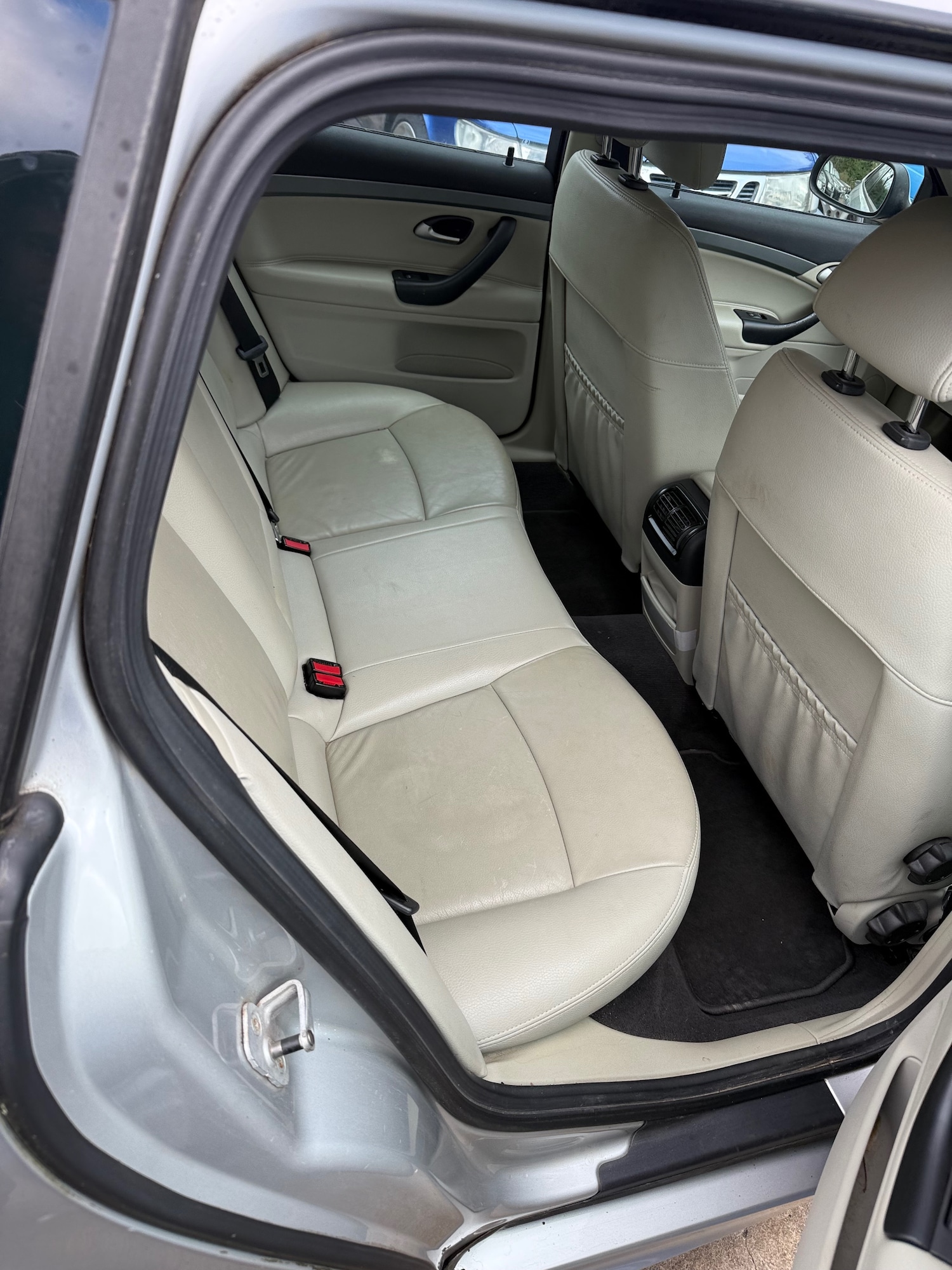 Used Saab 9-3 2012 for sale - 76379677: Photo 9