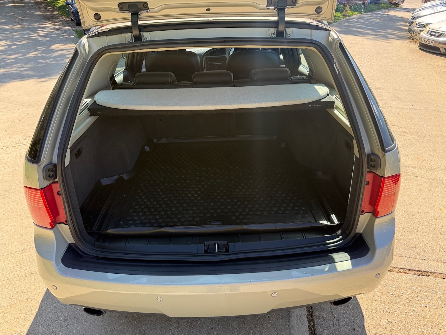 Vehicle 28