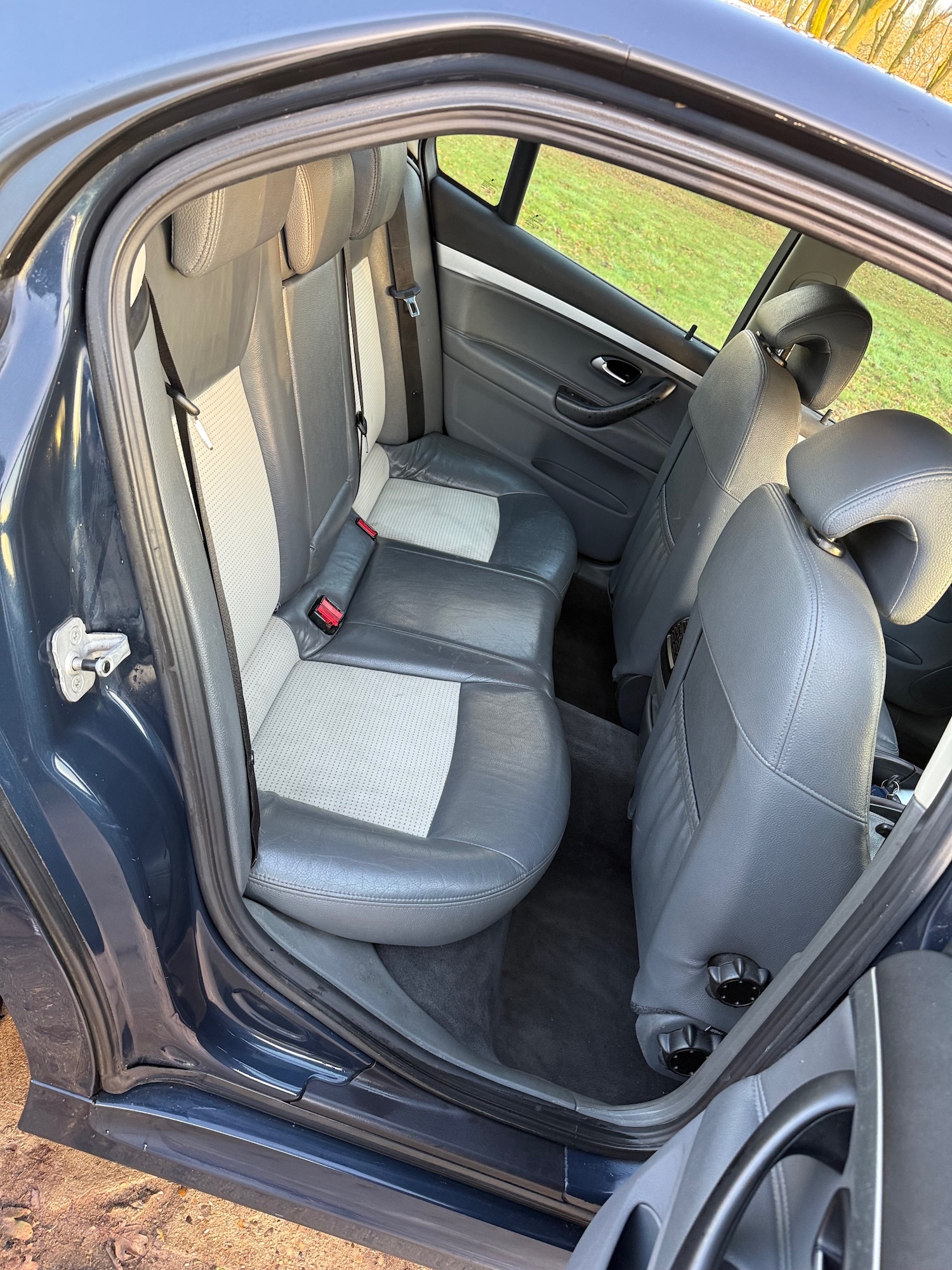 Used Saab 9-3 2005 for sale - 77014959: Photo 10