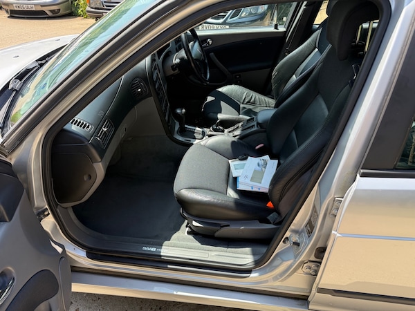 Used Saab 9-5 2004 for sale - 74968582: Photo 23