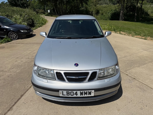 Used Saab 9-5 2004 for sale - 74968582: Photo 2