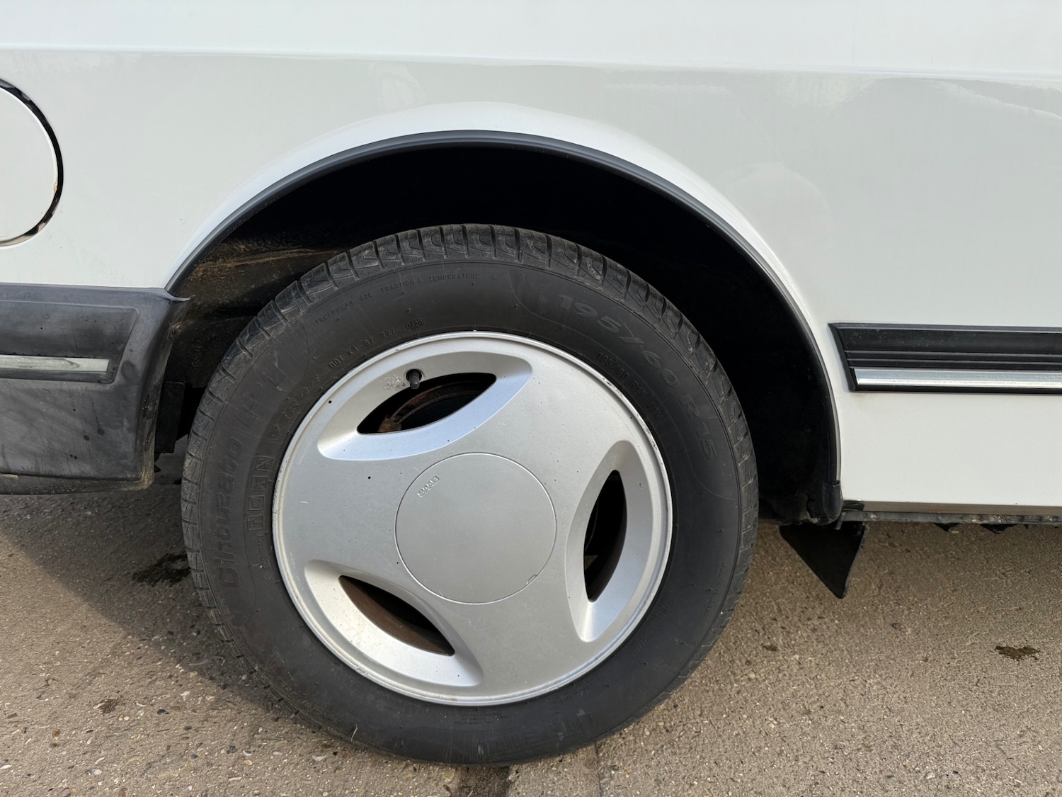 Used Saab 900 1993 for sale - 73763404: Photo 42