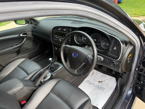 Used Saab 9-3 2010 for sale - 75543534: Photo 29