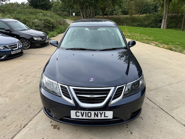 Used Saab 9-3 2010 for sale - 75543534: Photo 2