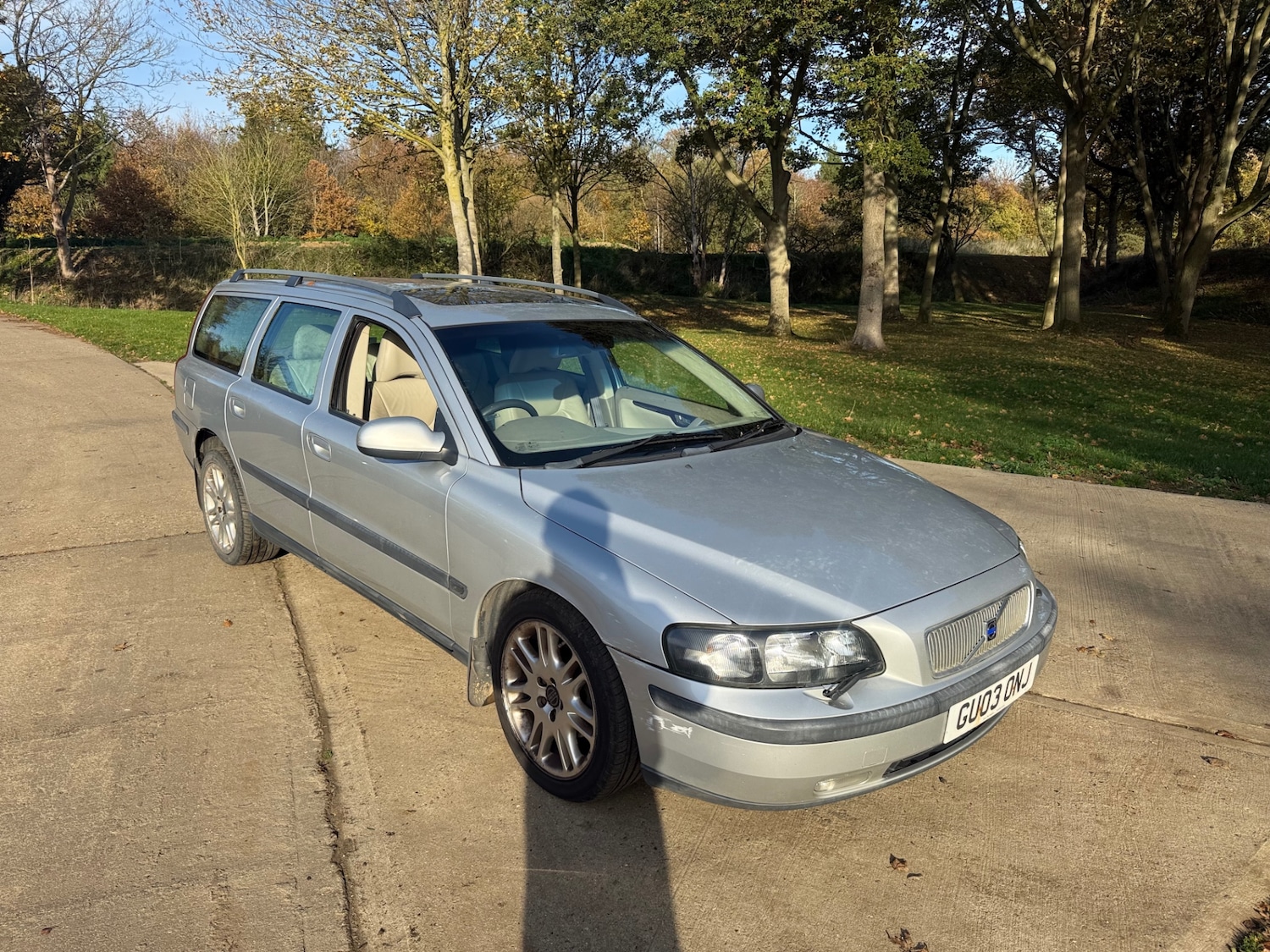Used Volvo V70 2003 for sale - 77165808: Photo 1