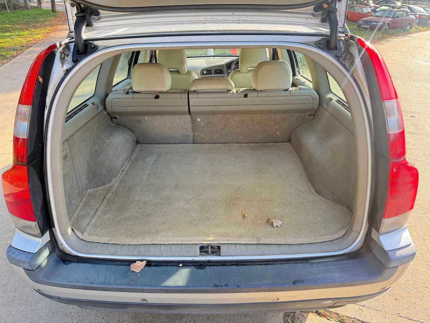 Used Volvo V70 2003 for sale - 77165808: Photo 14