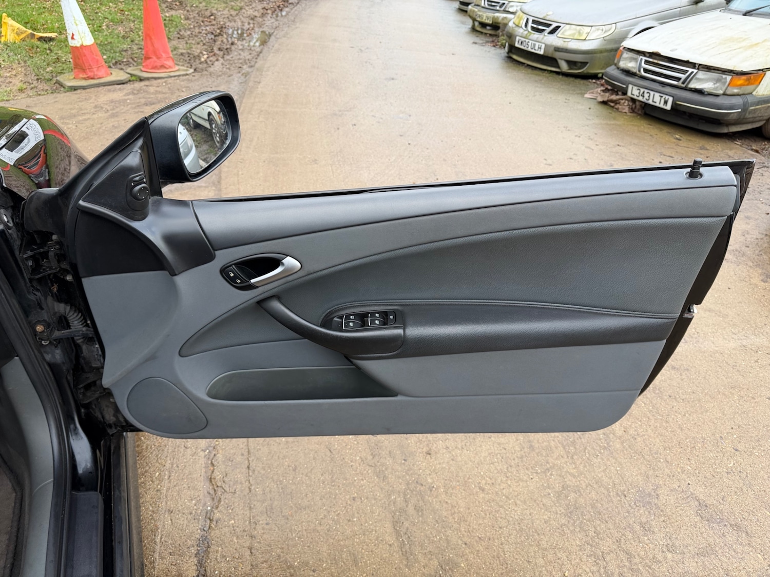 Used Saab 9-3 2004 for sale - 77691649: Photo 19