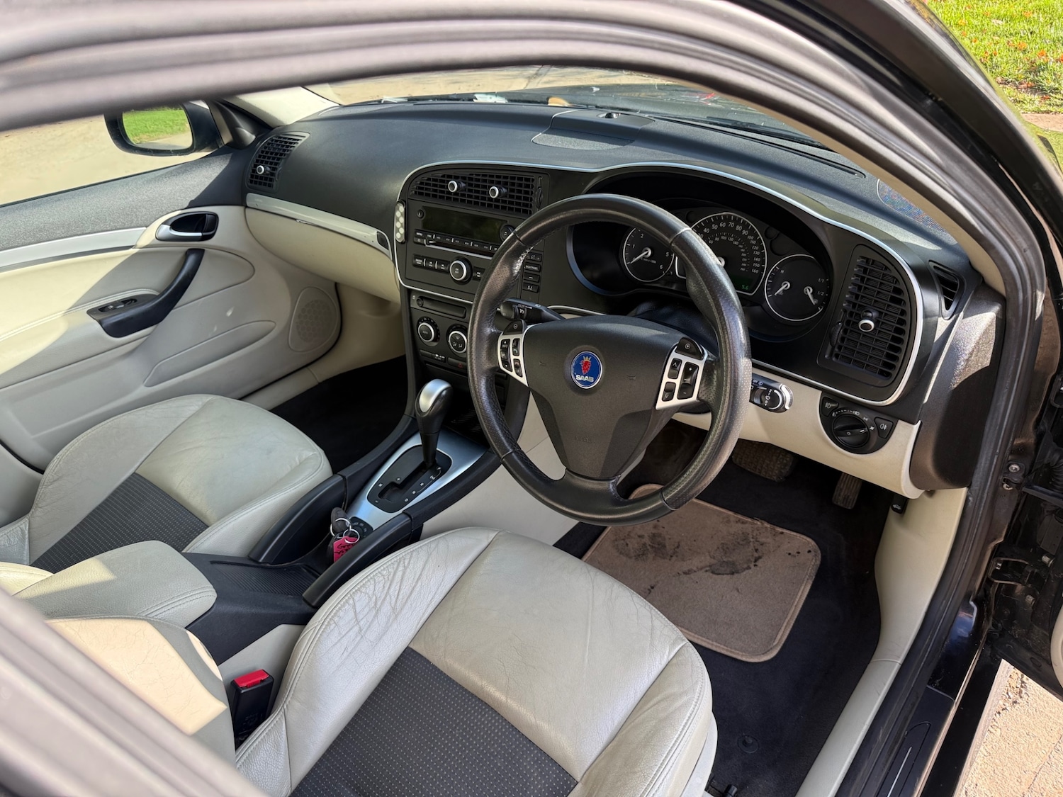 Used Saab 9-3 2008 for sale - 76346190: Photo 12
