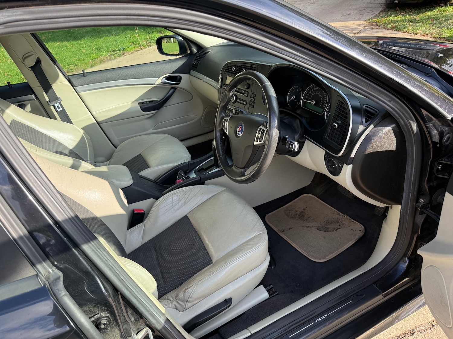 Used Saab 9-3 2008 for sale - 76346190: Photo 19