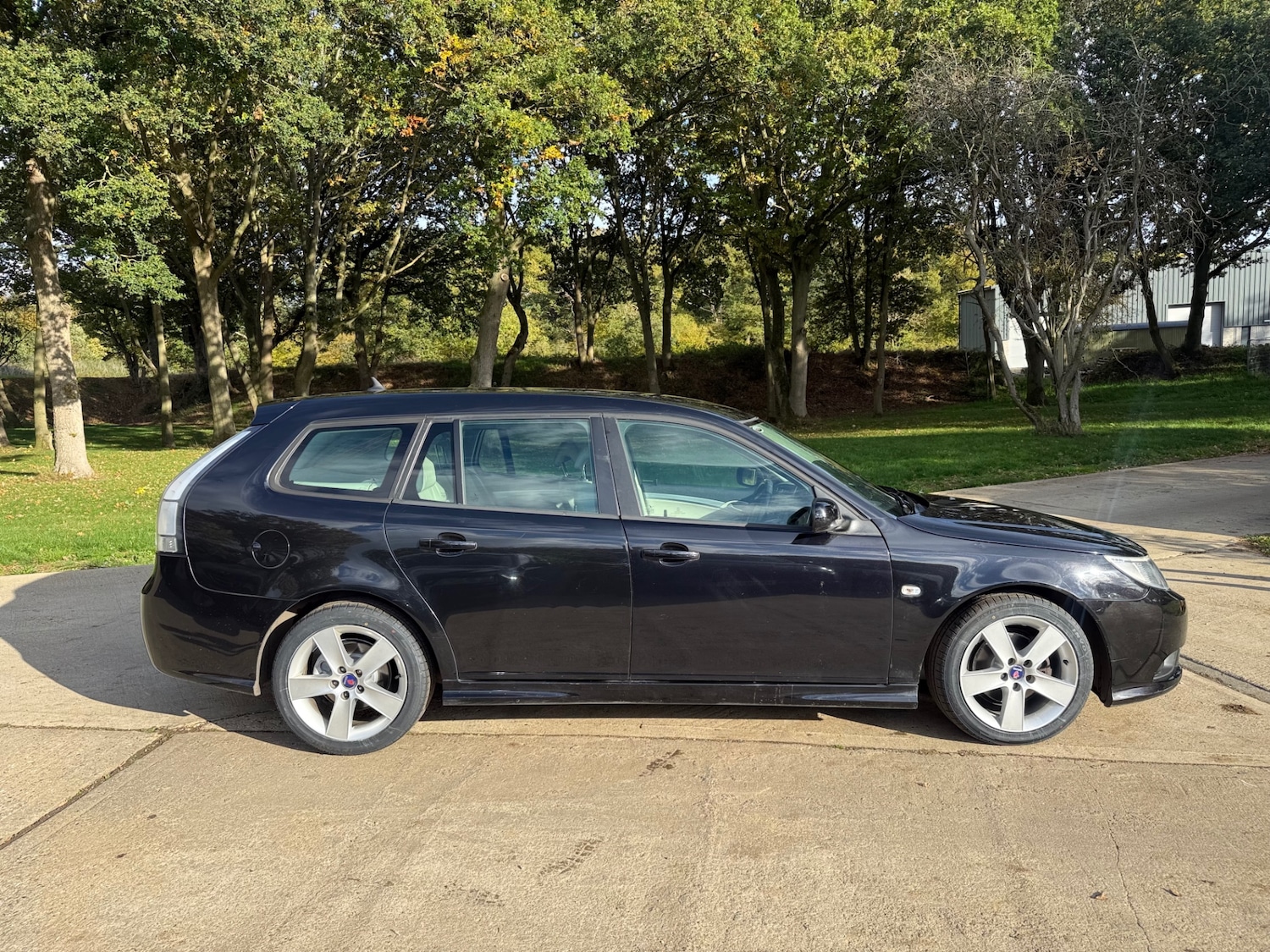 Used Saab 9-3 2008 for sale - 76346190: Photo 9