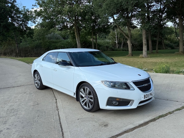 Used Saab 9-5 2011 for sale - 75561835: Photo 1