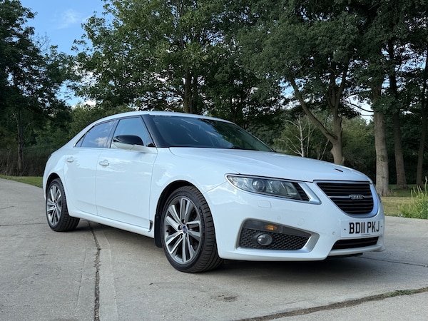 Used Saab 9-5 2011 for sale - 75561835: Photo 2