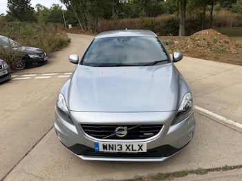 Used Volvo V40 2013 for sale - 79604677: Photo