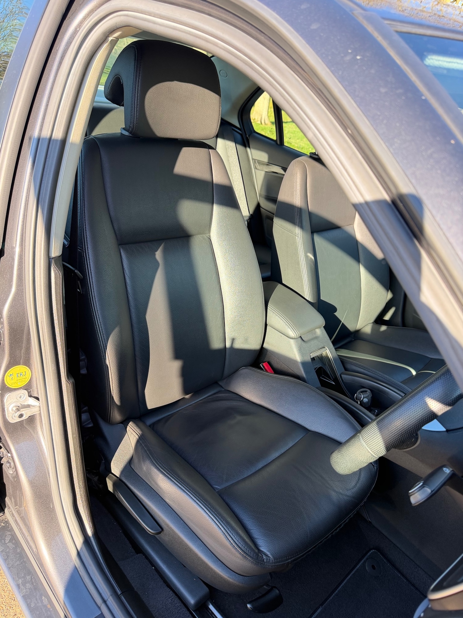 Used Saab 9-3 2009 for sale - 77992043: Photo 11