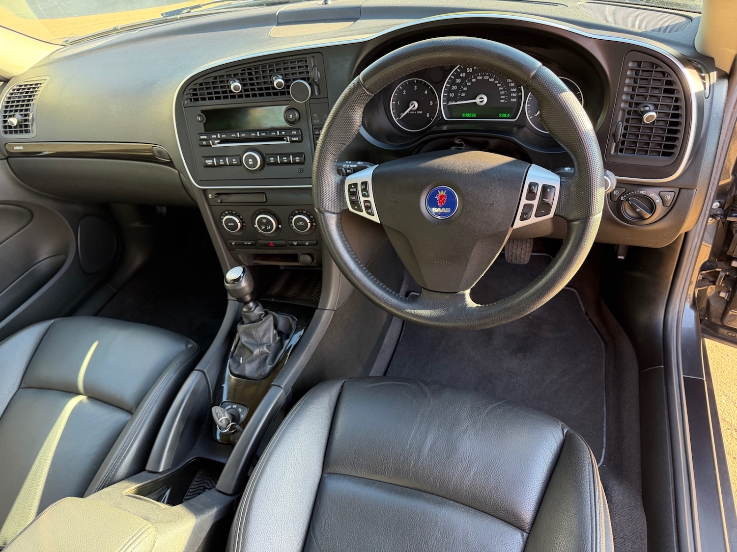 Used Saab 9-3 2009 for sale - 77992043: Photo 12