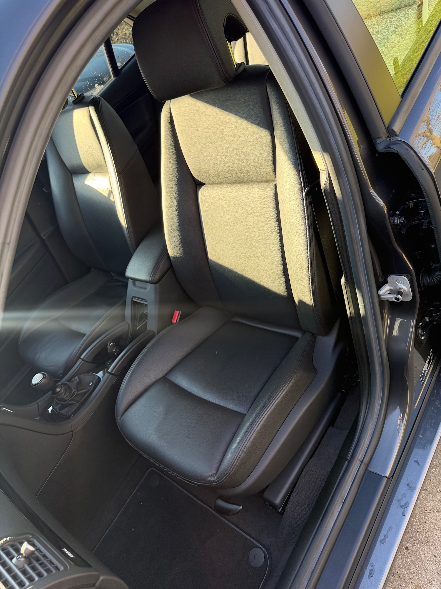 Used Saab 9-3 2009 for sale - 77992043: Photo 26