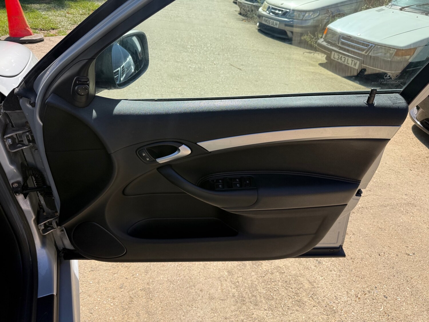 Used Saab 9-3 2008 for sale - 75967435: Photo 23