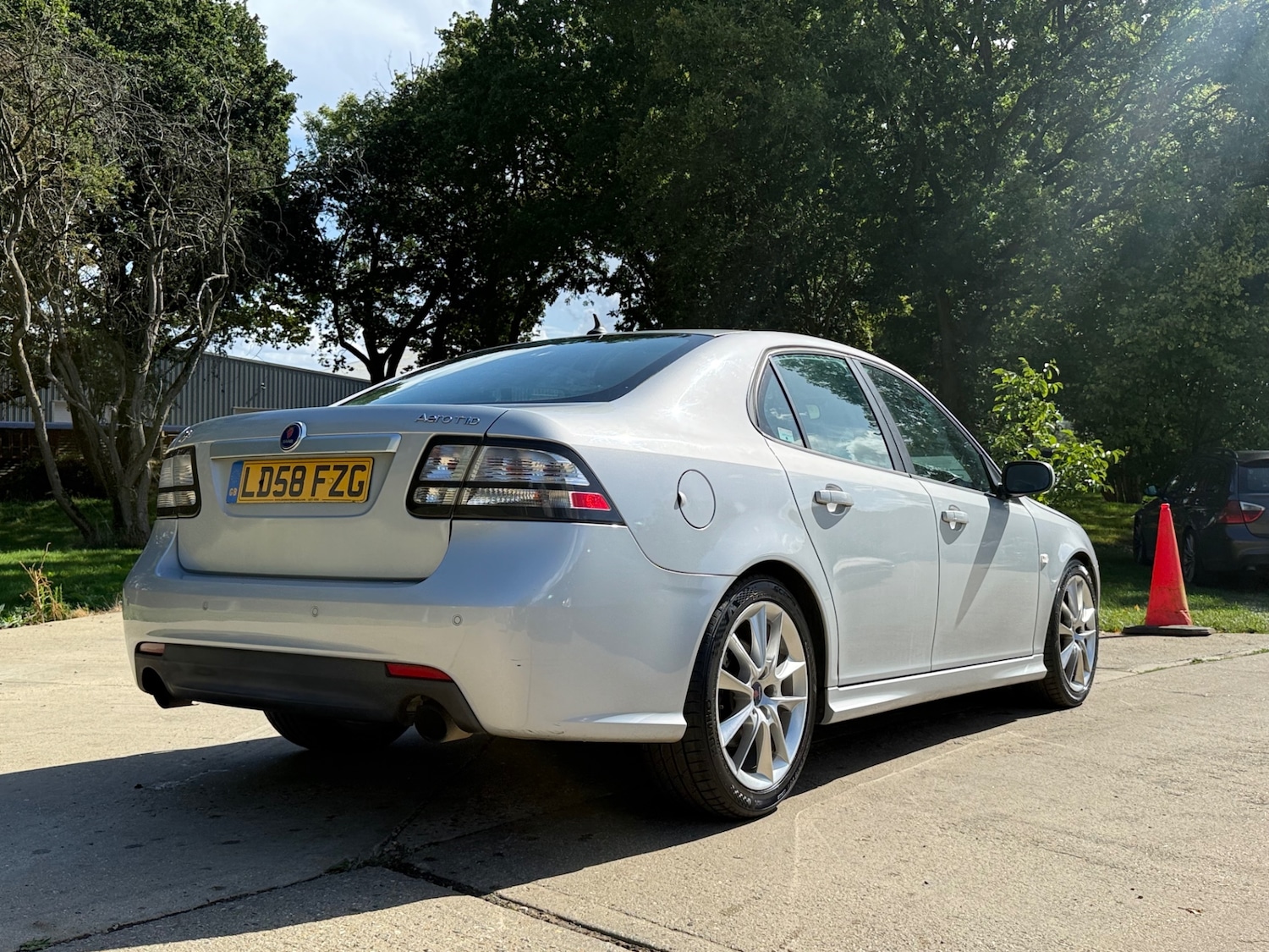 Used Saab 9-3 2008 for sale - 75967435: Photo 8