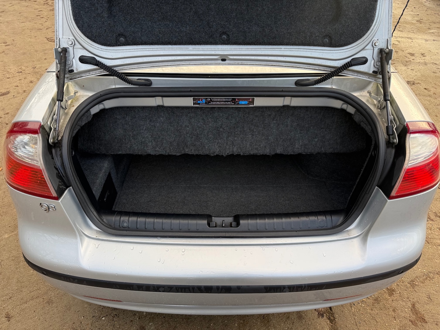 Used Saab 9-3 2004 for sale - 77014935: Photo 28