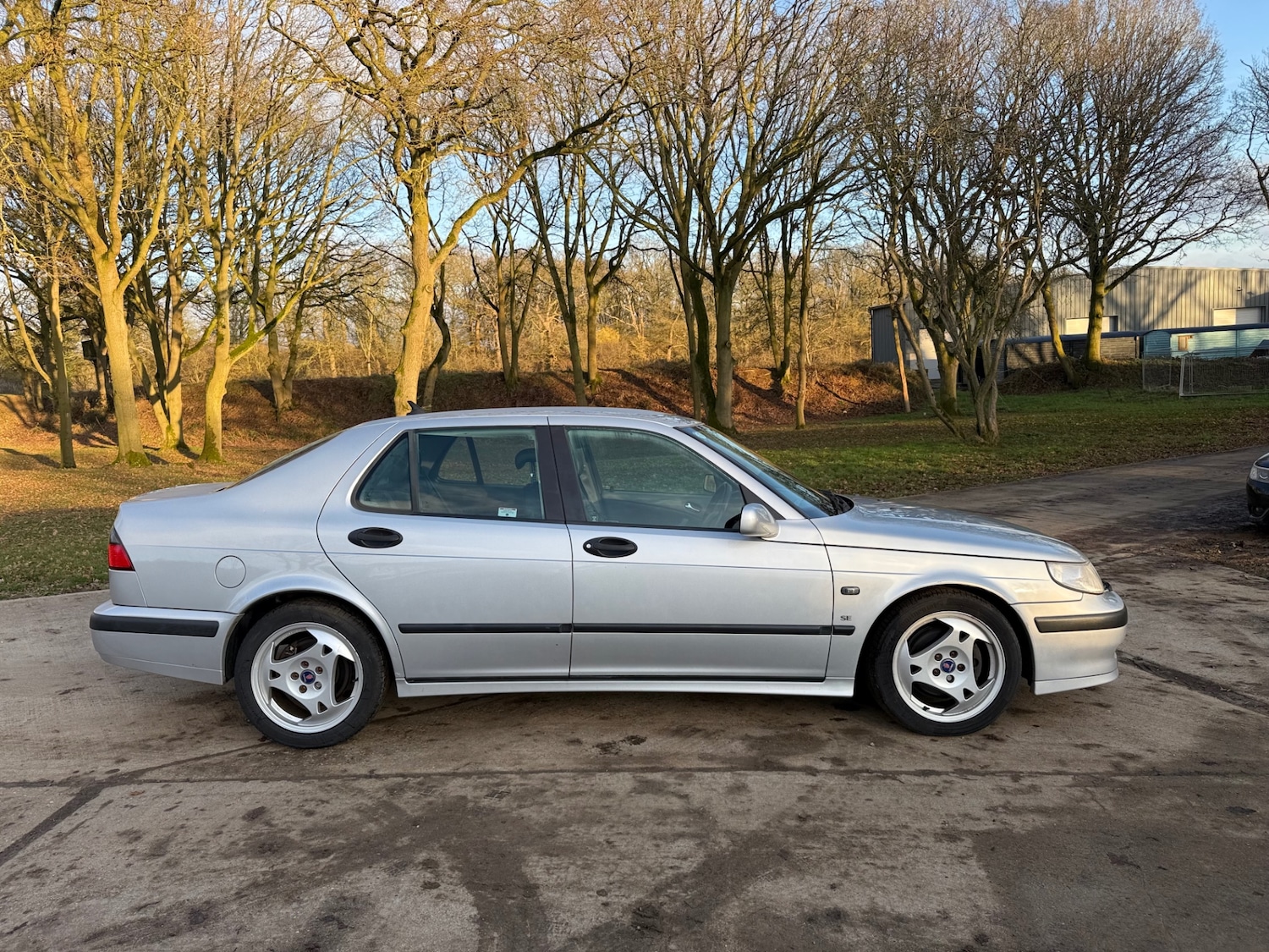 Used Saab 9-5 2002 for sale - 77445499: Photo 9