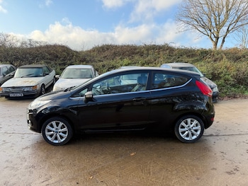 Used Ford Fiesta 2010 for sale - 77014933: Photo