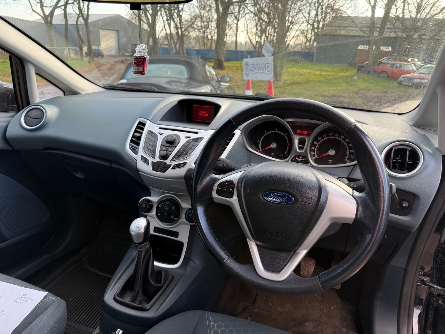 Used Ford Fiesta 2010 for sale - 77014933: Photo 9