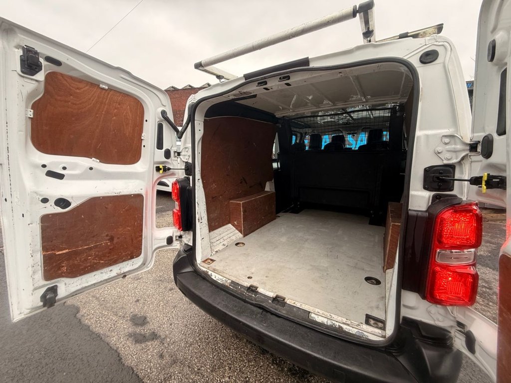 Used Vauxhall Vivaro 2019 for sale - 77480192: Photo 22