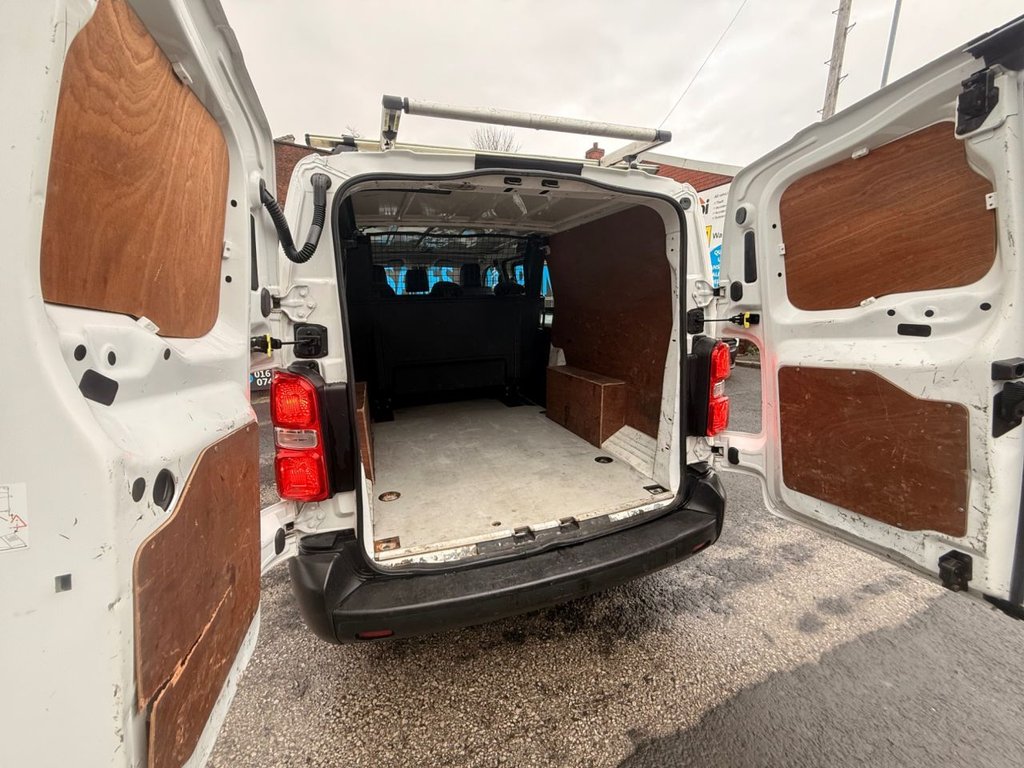 Used Vauxhall Vivaro 2019 for sale - 77480192: Photo 23