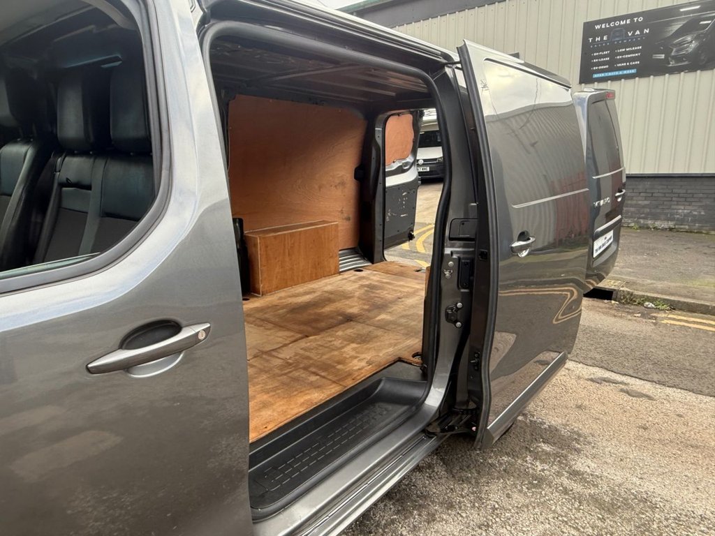 Used Vauxhall Vivaro 2021 for sale - 75947506: Photo 23
